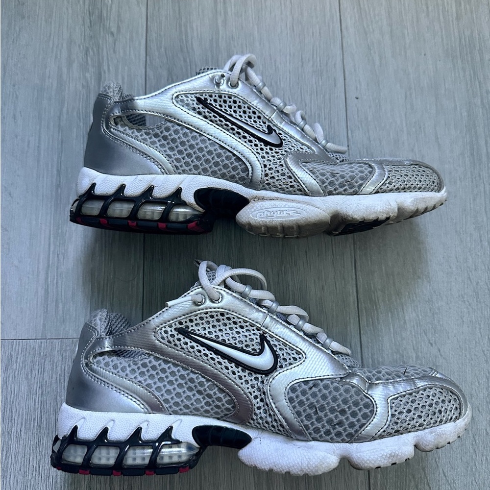 Nike Men’s Spiridon Metallic